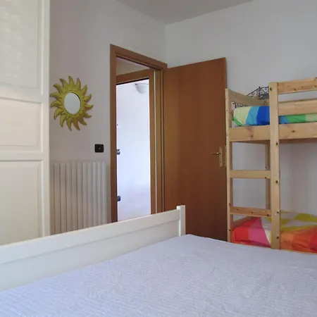 Adelaide By Interhome Apartamento Albisano